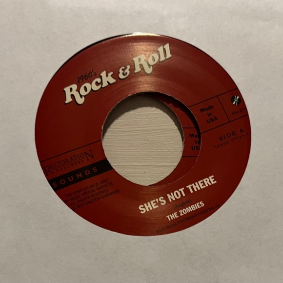 45’s; 1960 ‘s Rock & Roll, 5 vinyl boxed set. 10 classics tunes. - Picture 7 of 14